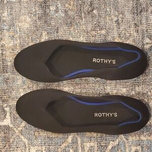 Rothys flats
